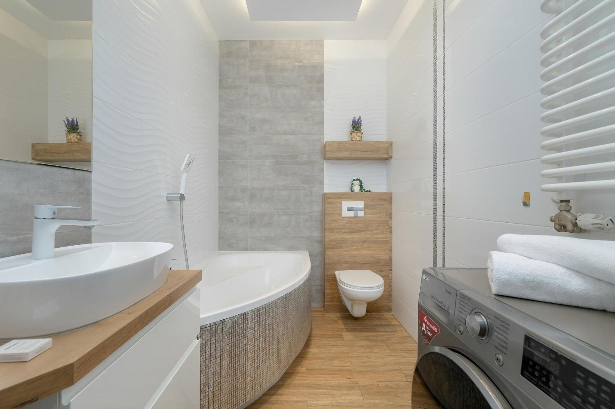 Cozy Pachonskiego With Balcony And Parking By Renters *