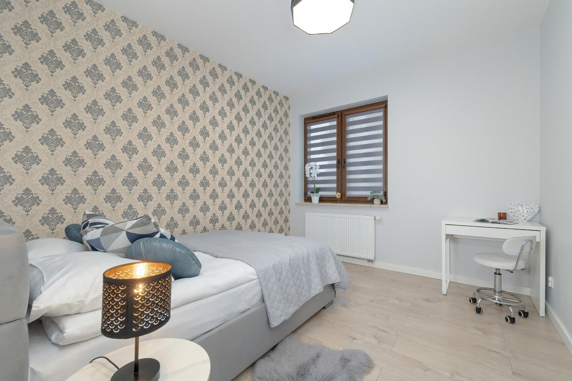 Cozy Pachonskiego With Balcony And Parking By Renters Apartment