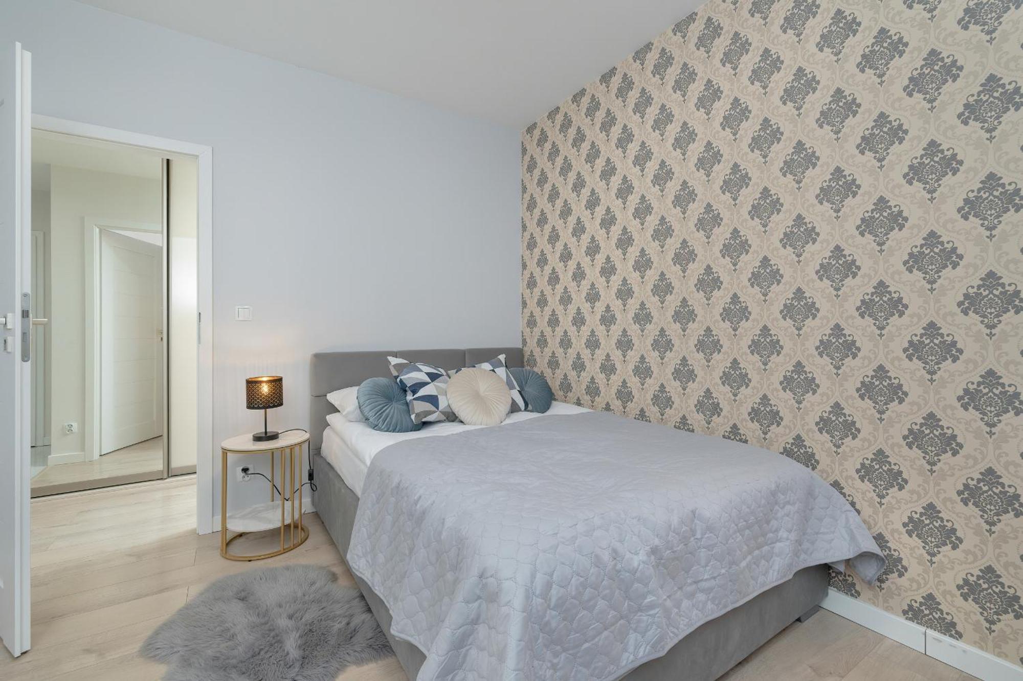 Cozy Pachonskiego With Balcony And Parking By Renters *