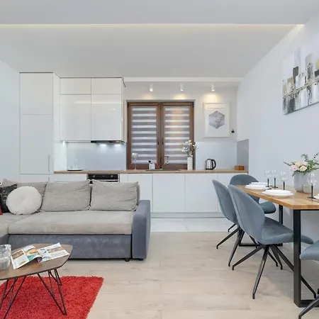 Cozy Apartment Pachonskiego With Balcony And Parking By Noclegi Renters Krakow Exterior photo