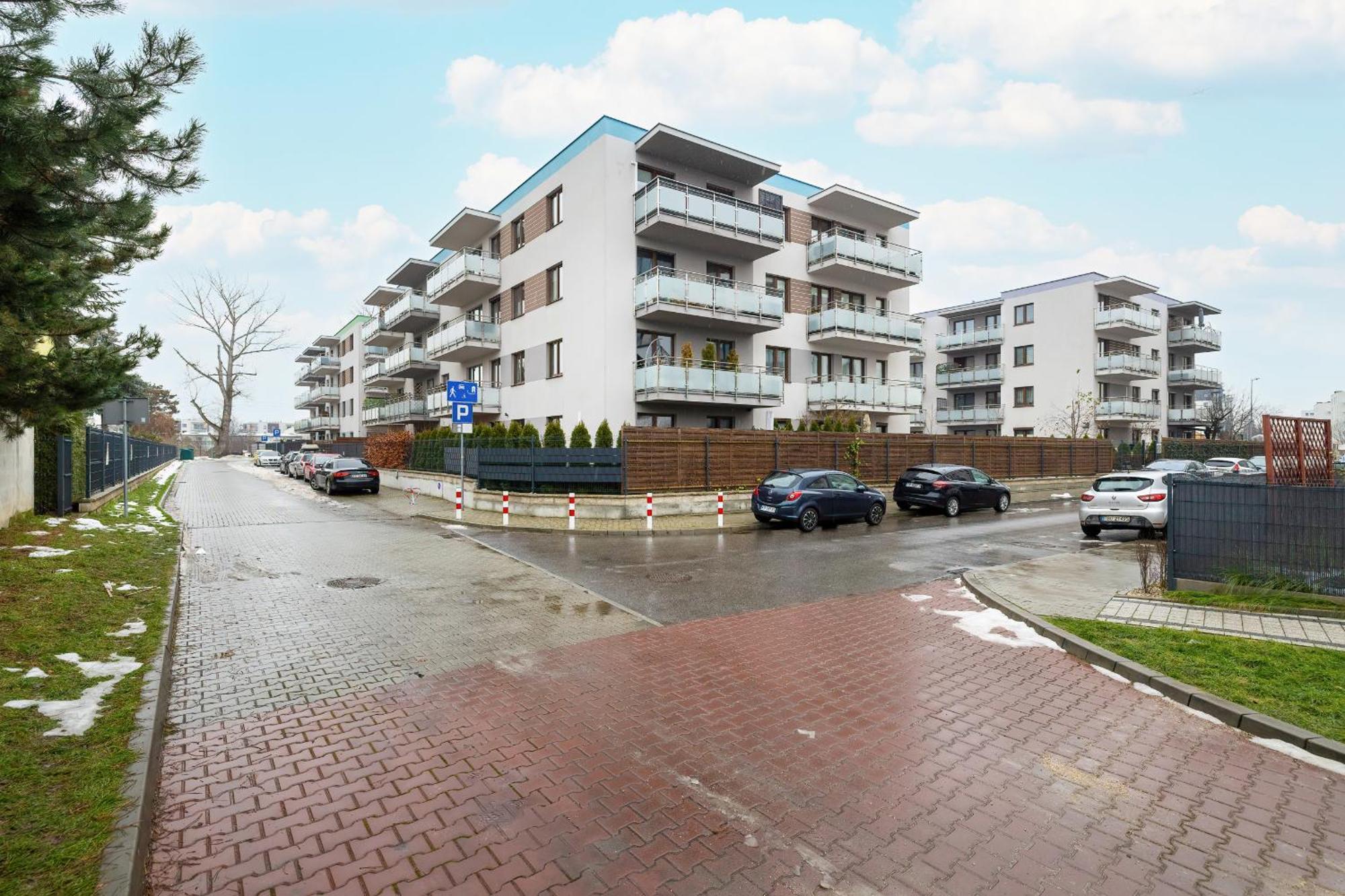 Cozy Pachonskiego With Balcony And Parking By Renters Apartament