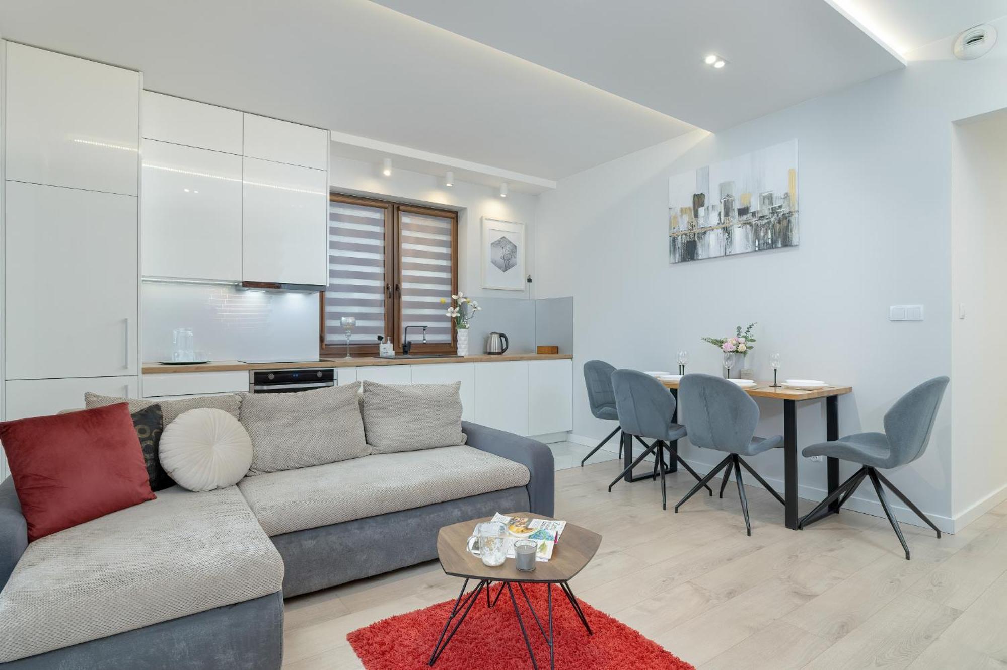 Cozy Pachonskiego With Balcony And Parking By Renters Kraków